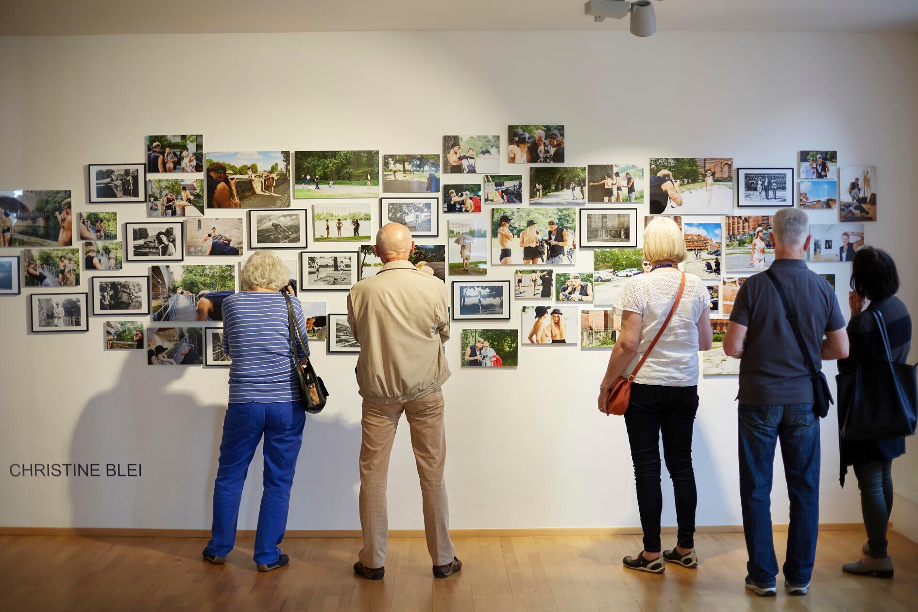 Außerdem findet das Art Weekend von Freitag, 25. Oktober, bis Sonntag, 27. Oktober, statt. Von öffentlichen Institutionen bis Galerien können Kunst-Fans in Nürnberg und Erlangen auf Entdeckungsreise gehen.