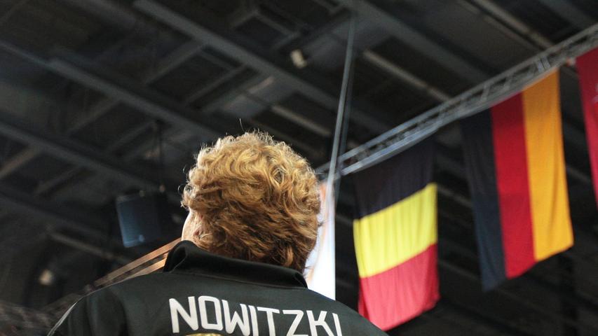 Deutsche Basketballer siegen bei Nowitzki-Comeback