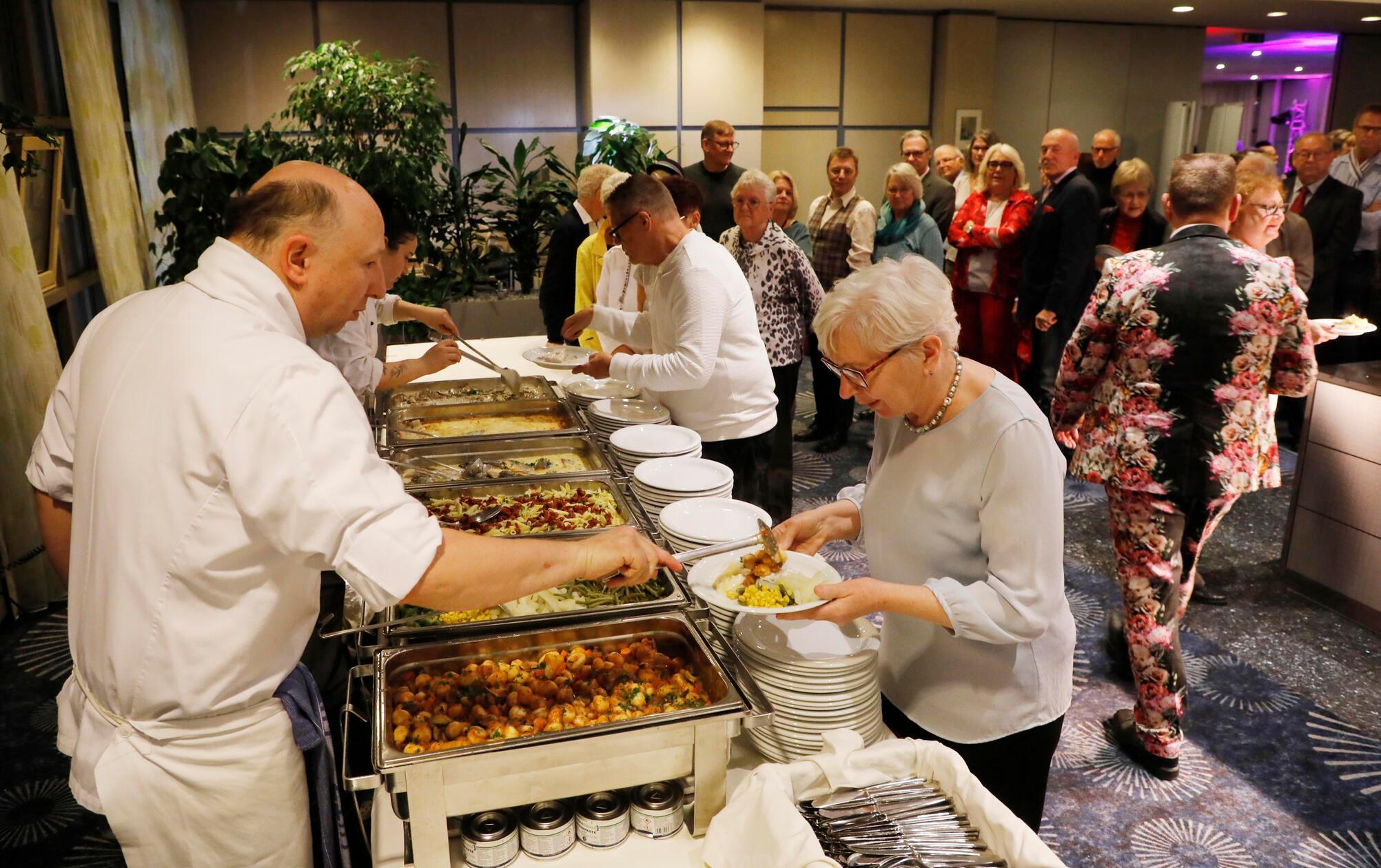 Den Hauptgang gab es vom Buffet.