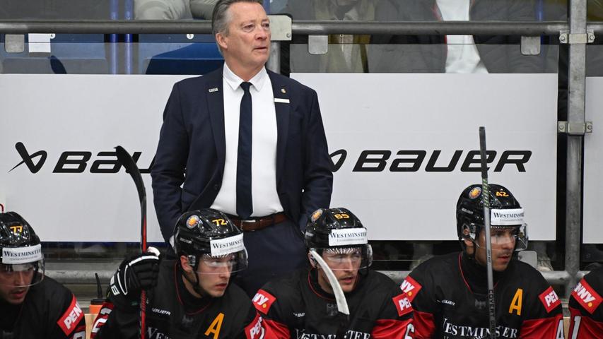 Bundestrainer Harold Kreis blickt beim Deutschland Cup bereits in Richtung Olympia 2026. Bundestrainer Harold Kreis blickt beim Deutschland Cup bereits in Richtung Olympia 2026.
