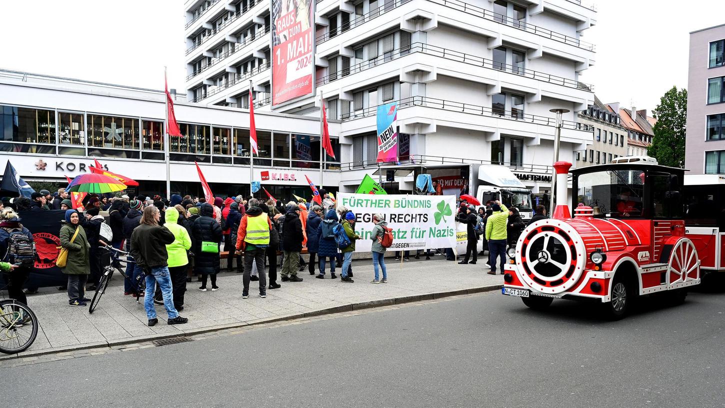 Wie hier im April ruft das Nürnberger Bündnis Nazistopp am 23. November zu einer Demo gegen einen Rechtsruck auf. Wie hier im April ruft das Nürnberger Bündnis Nazistopp am 23. November zu einer Demo gegen einen Rechtsruck auf.