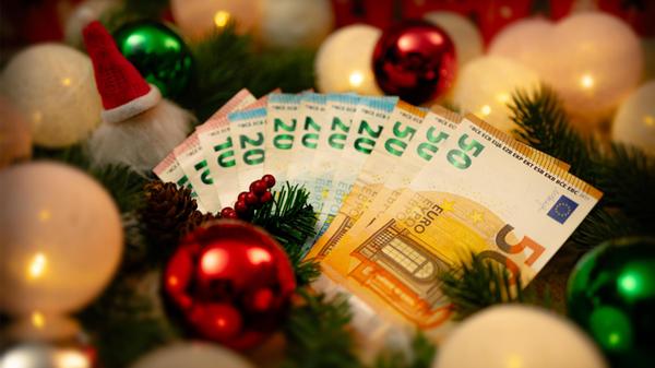 „Extra-Euro“ unterm Weihnachtsbaum: Jetzt den „Wei