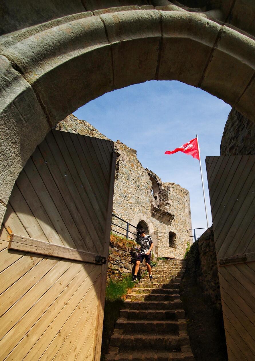 Auf dem Thiesenring bei Bad Berneck geht es an einigen Burgen vorbei.