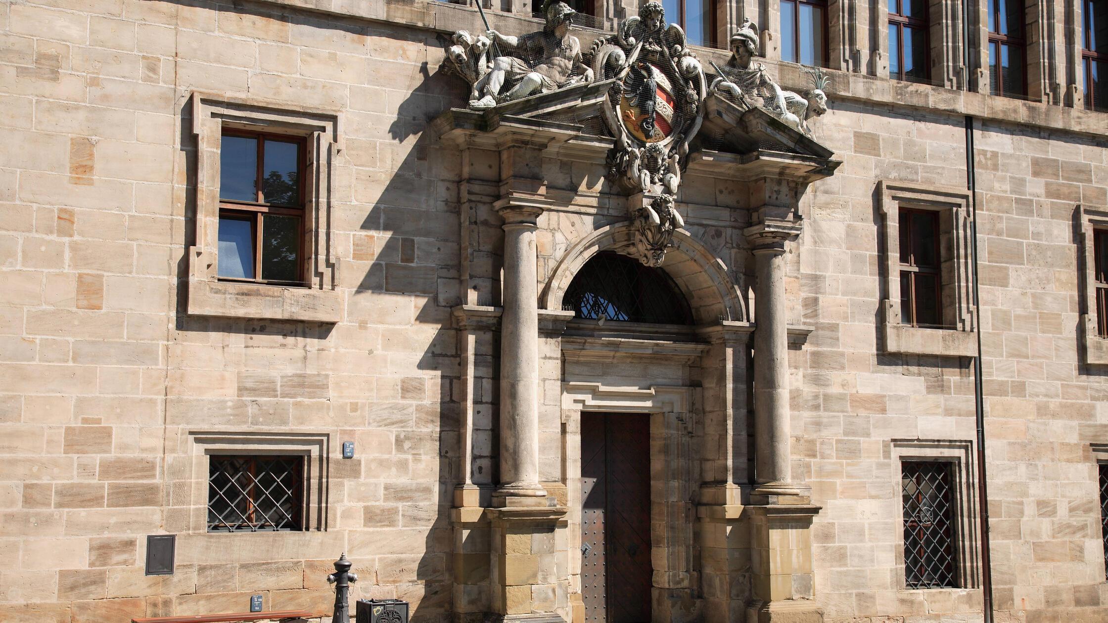 Stadt N&uuml;rnberg beschlie&szlig;t Haushalt 2025 - vorgezogene Bundestags-Neuwahlen mit Auswirkungen