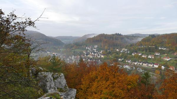 Blick von der Kleinen Wacht oberhalb von Vorra.