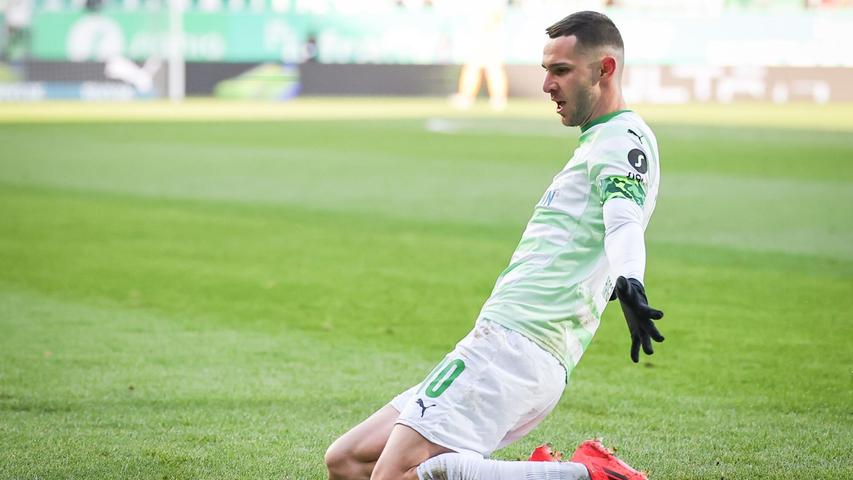 Branimir Hrgota traf zum 1:0 für Fürth. Branimir Hrgota traf zum 1:0 für Fürth.