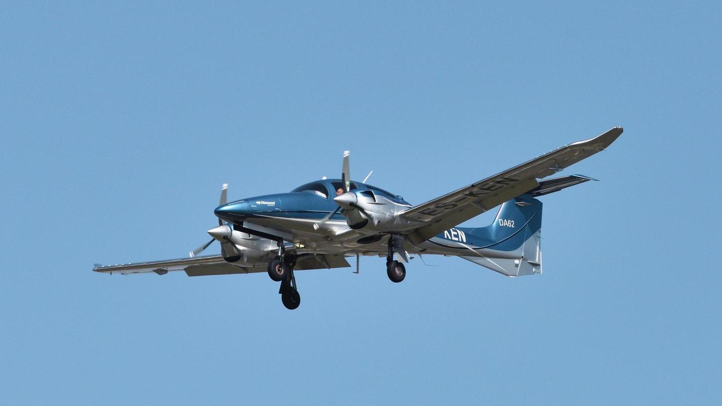 Ein Flugzeug des Typs DA62. Ein Flugzeug des Typs DA62.