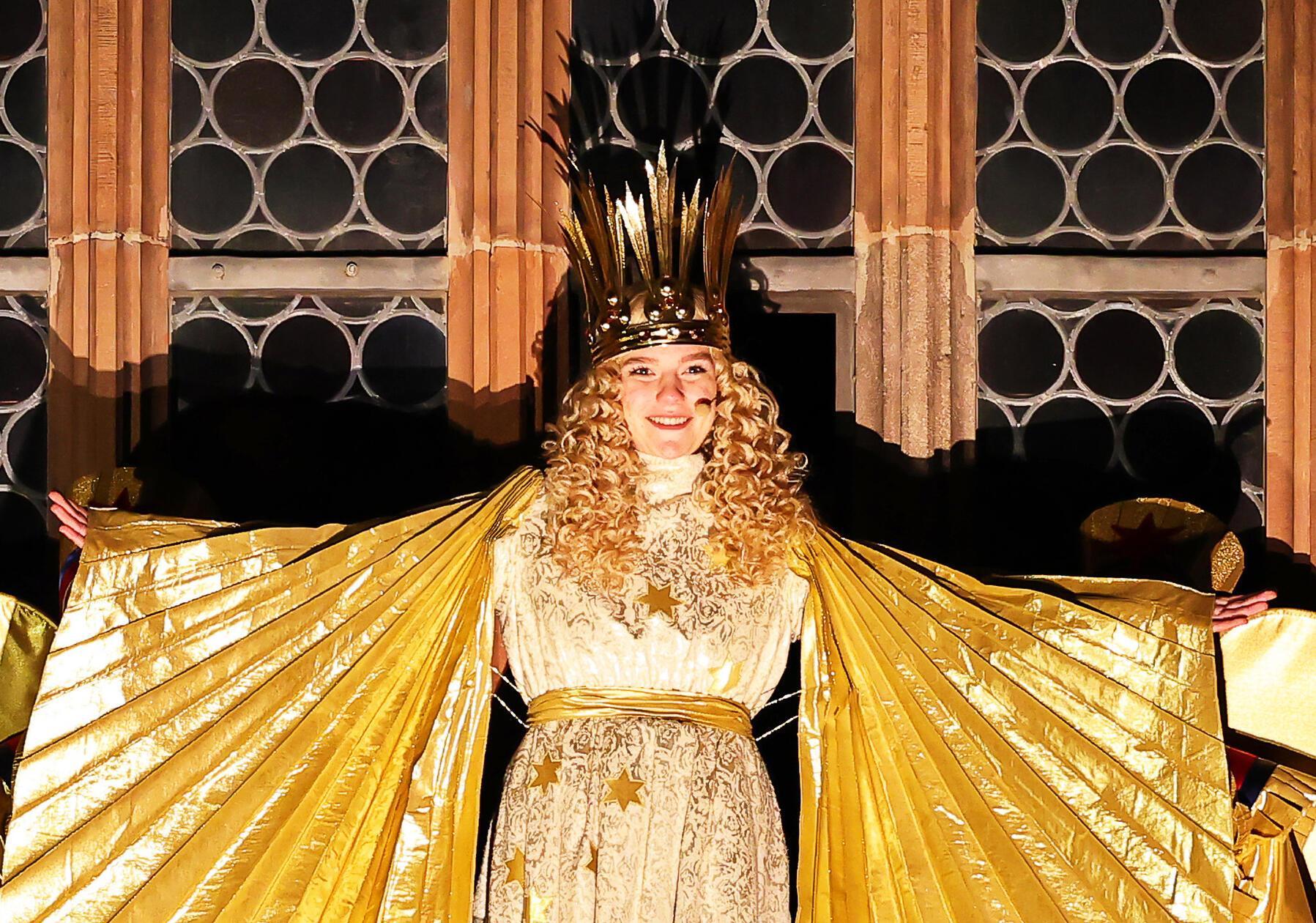 ...und lauscht den altbekannten Worten des Christkindes.