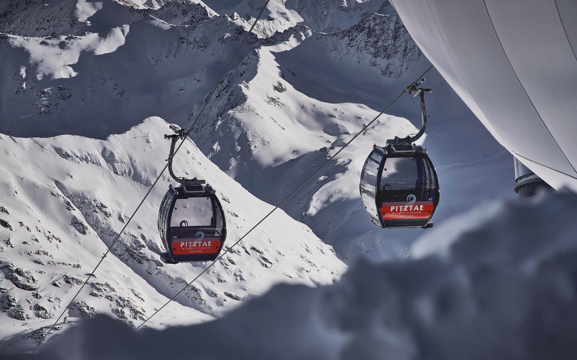 Mit der Wildspitzbahn geht es im Pitztal auf den 3440 Meter hohen Hinteren Brunnenkogel.