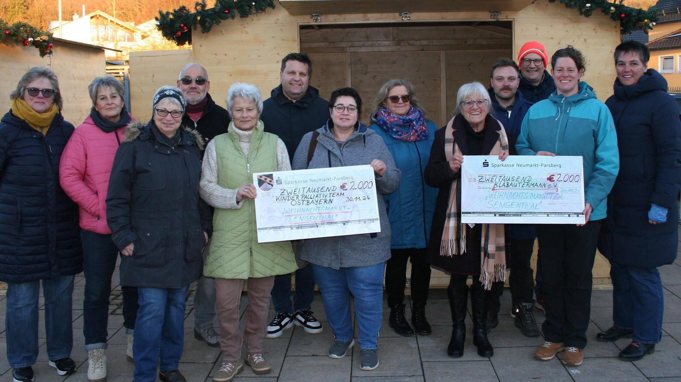 Traditioneller Weihnachtsmarkt in Sengenthal: Spenden zugunsten kranker ...