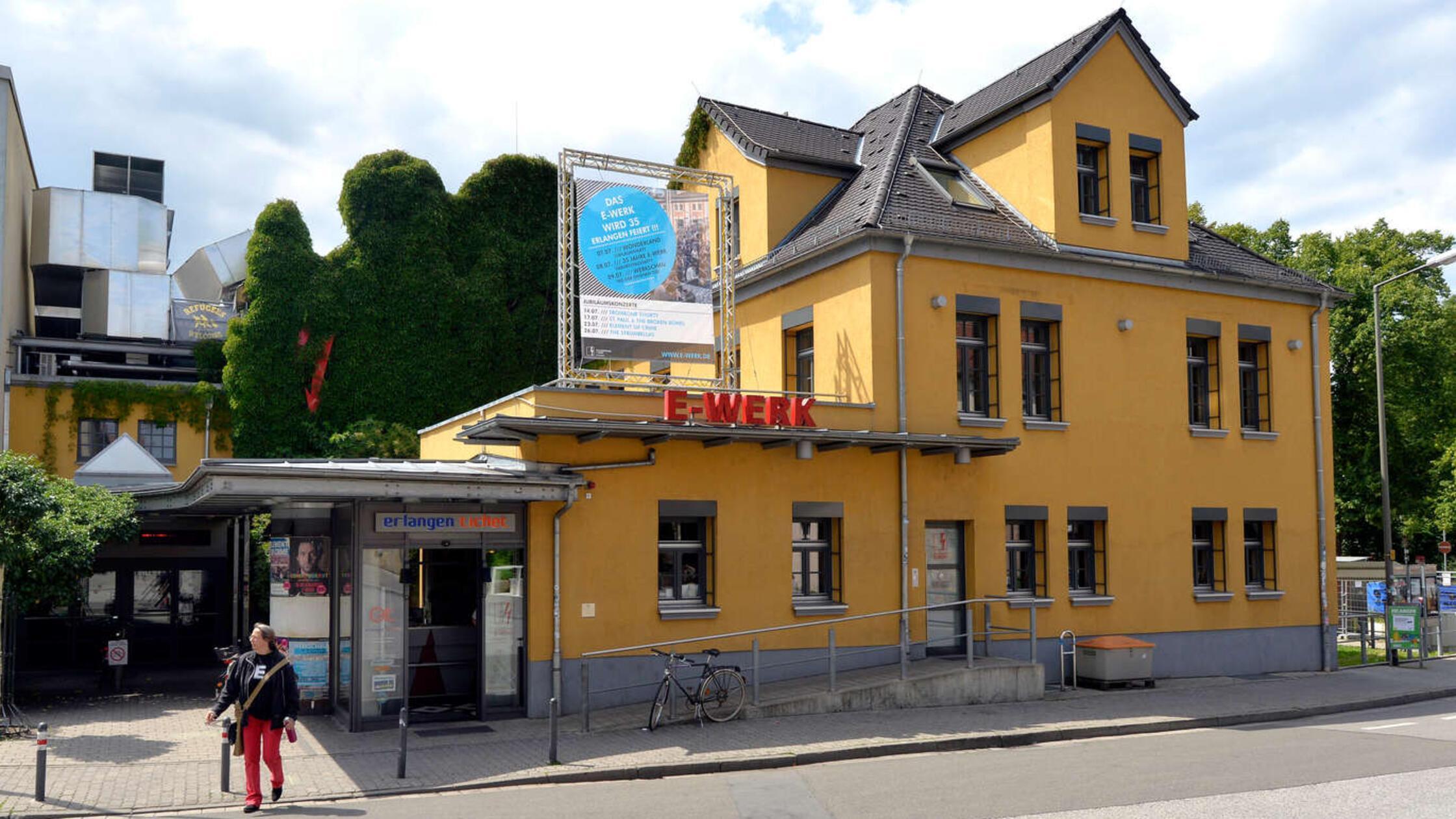 Kommunikationszentrum_E_Werk_feiert_Jubilaeum_Vors