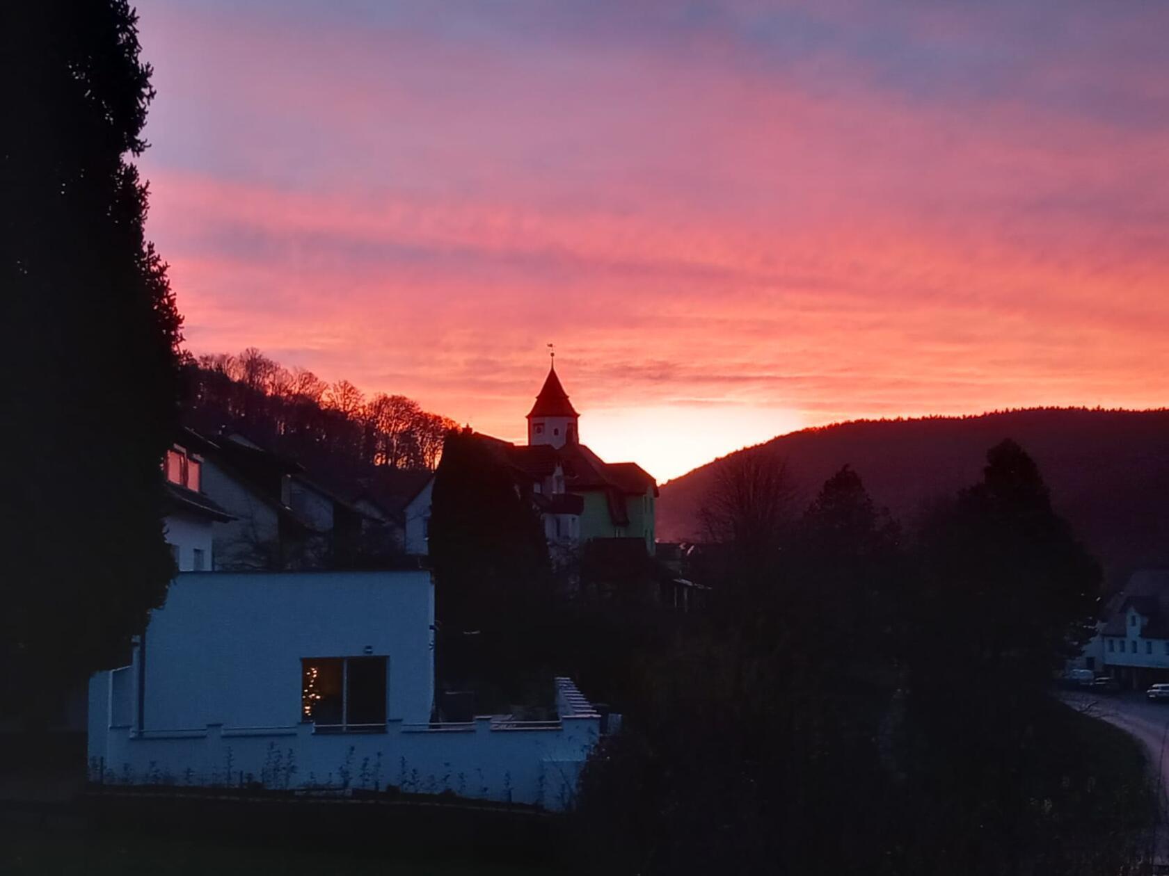 Sonnenaufgang in Pommelsbrunn.