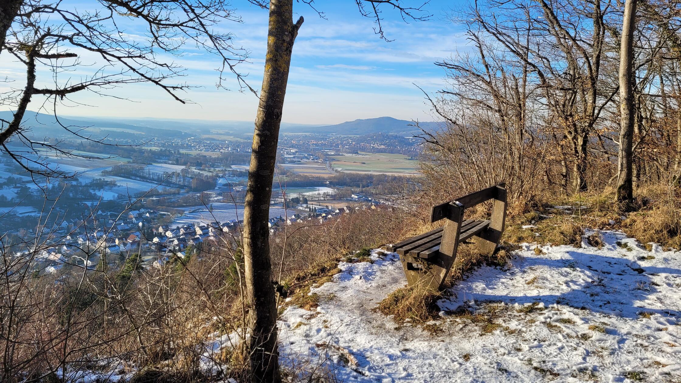 Blick vom Steinbruch über Happurg nach Hersbruck.