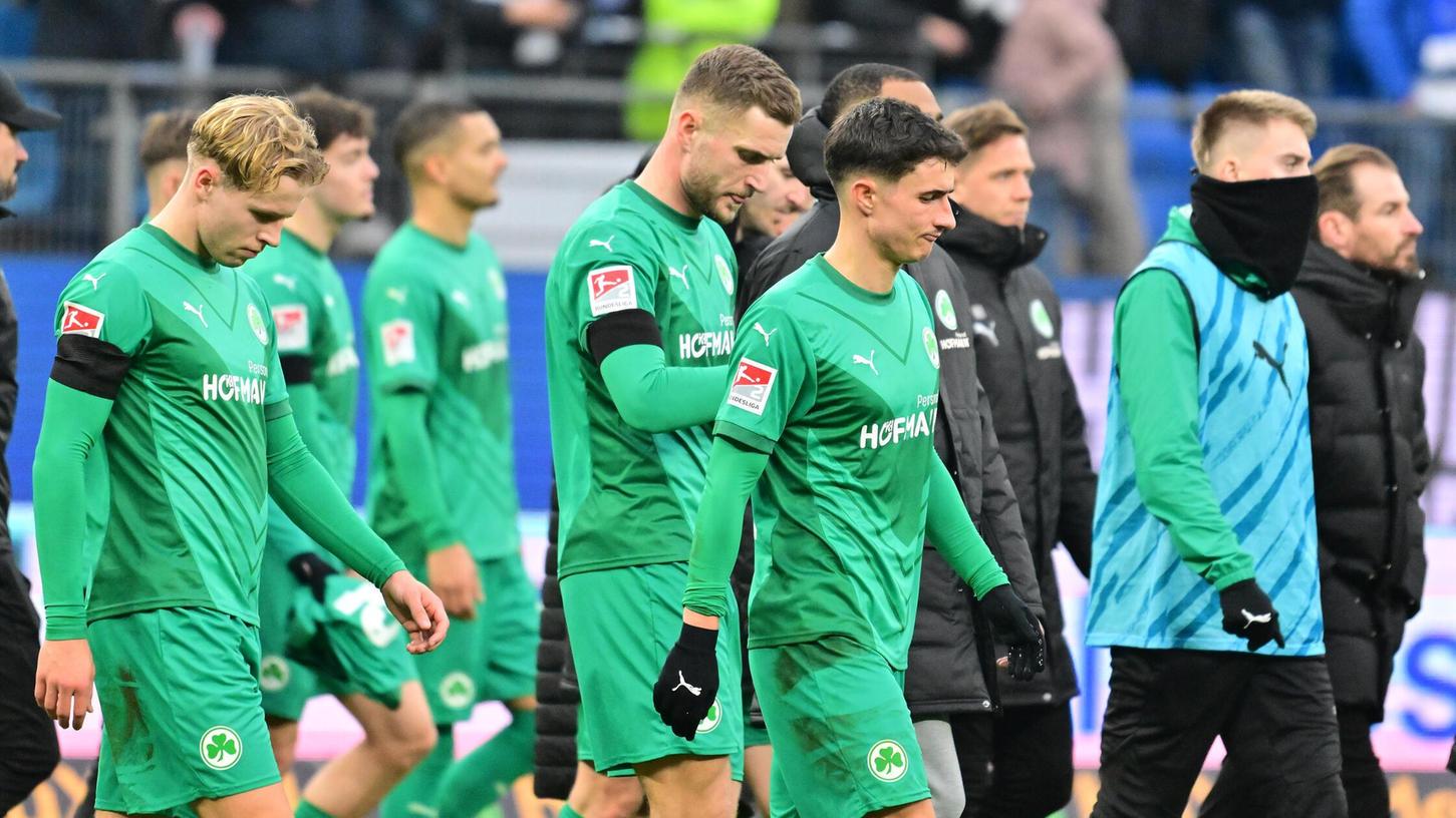 Marco Meyerhöfer äußerte sich nach der Partie zum Spiel und insbesondere zur fatalen Anfangsphase. Marco Meyerhöfer äußerte sich nach der Partie zum Spiel und insbesondere zur fatalen Anfangsphase.