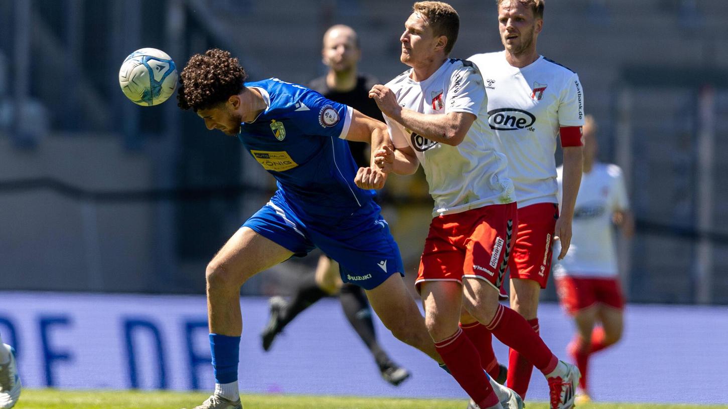 Das Ernst-Abbe-Sportfeld im Paradies war zehn Jahre sein Zuhause: Das palästinensische Abwehrtalent Khalid Abu El Haija wechselt zum 1. FC Nürnberg. Das Ernst-Abbe-Sportfeld im Paradies war zehn Jahre sein Zuhause: Das palästinensische Abwehrtalent Khalid Abu El Haija wechselt zum 1. FC Nürnberg.