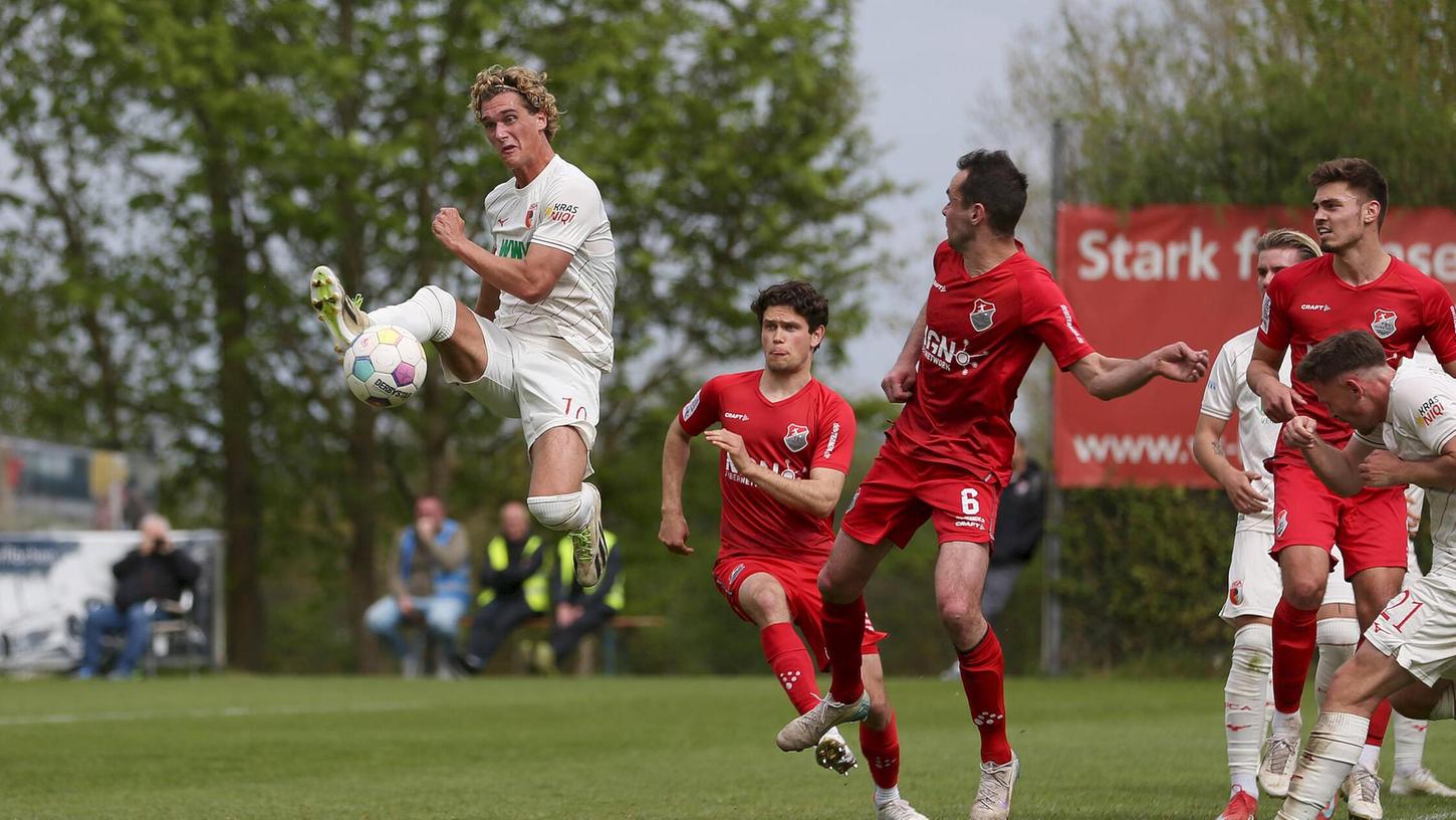 Juan Cabrera war der erfolgreichste Torschütze in der abgelaufenen Saison der Regionalliga Bayern. Juan Cabrera war der erfolgreichste Torschütze in der abgelaufenen Saison der Regionalliga Bayern.