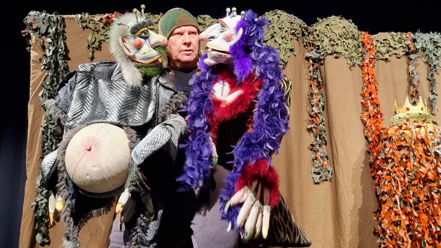 Vom 28. bis 31. Mai ist Schwabach mit einem Programm für Groß und Klein beim internationalen Figurentheater-Festival dabei. Vom 28. bis 31. Mai ist Schwabach mit einem Programm für Groß und Klein beim internationalen Figurentheater-Festival dabei.