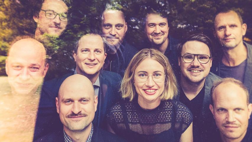 Multitalent und Shootingstar der deutschen Jazzszene: Rebecca Trescher spielt mit ihrem Tentett im Bürgerhaus. Multitalent und Shootingstar der deutschen Jazzszene: Rebecca Trescher spielt mit ihrem Tentett im Bürgerhaus.