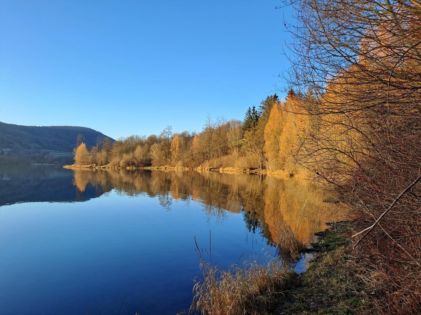 Weihnachtsspaziergang am Happurger Stausee.