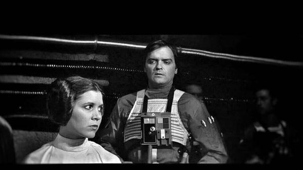 Am 23. Dezember war der 77-jährige Angus MacInnes gestorben. Der kanadische Schauspieler war besonders in seiner Rolle als Jon "Dutch" Vander in "Star Wars" bekannt. Wie seine Familie mitteilt, verließ er "friedlich" die Welt im Beisein seiner Familie.
