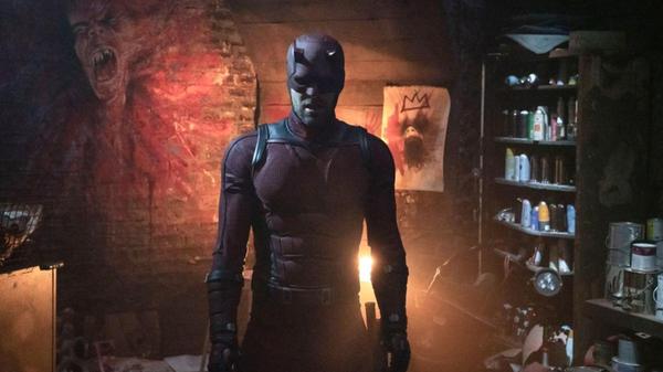 Der blinde Anwalt Matt Murdock (Charlie Cox) kehrt im März zu Disney+ zurück. Die im Marvel Cinematic Universe angesiedelte Serie "Daredevil: Born Again" geht am 24. März in Runde 2. In den neuen Episoden spitzt sich der Krieg zwischen Daredevil und seinem Erzfeind Bürgermeister Fisk (Vincent D'Onofrio) weiter zu.