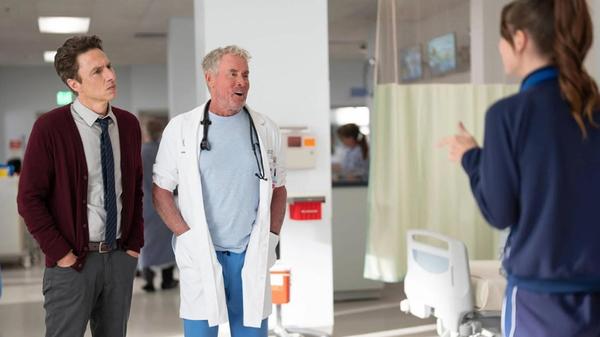 Die legendäre Comedy-Serie "Scrubs" feiert Revival. Die Neuauflage um die beiden Freunde J.D. (Zach Braff) und Turk (Donald Faison) läuft ab 25. März bei Disney+. Die neuen Folgen aus dem Sacred Heart Hospital erscheinen dann immer wöchentlich.