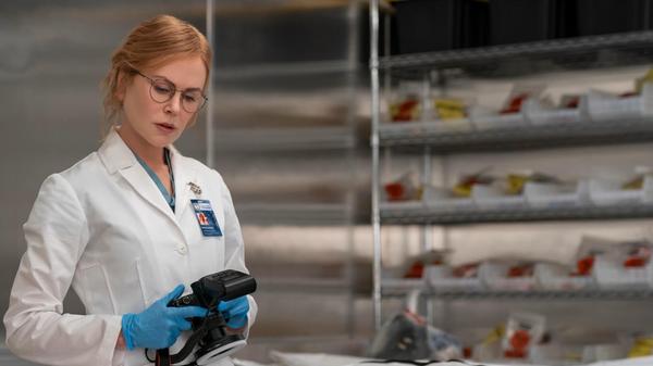 Nicole Kidman als Gerichtsmedizinerin und Jamie Lee Curtis als ihre Schwester sind die Hauptdarstellerinnen der neuen Prime Video-Serie "Scarpetta". In der Krimireihe geht es um eine Pathologin, die in ihre Heimat in Virginia zurückkehrt und dort mit einem neuen Fall und alten Problemen konfrontiert wird. Start: 11. März.