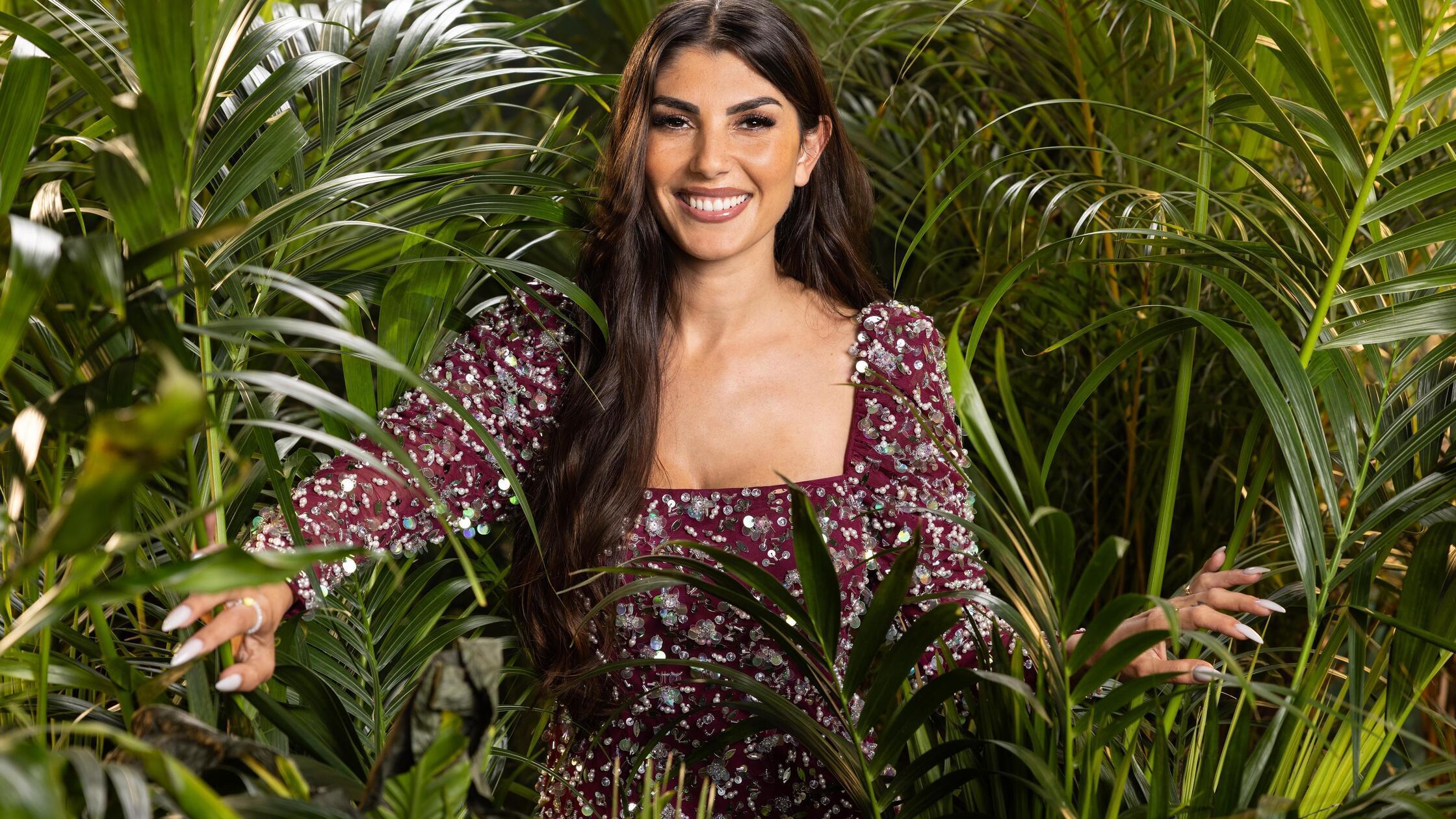 Yeliz Koc..+++ Die Verwendung des sendungsbezogene