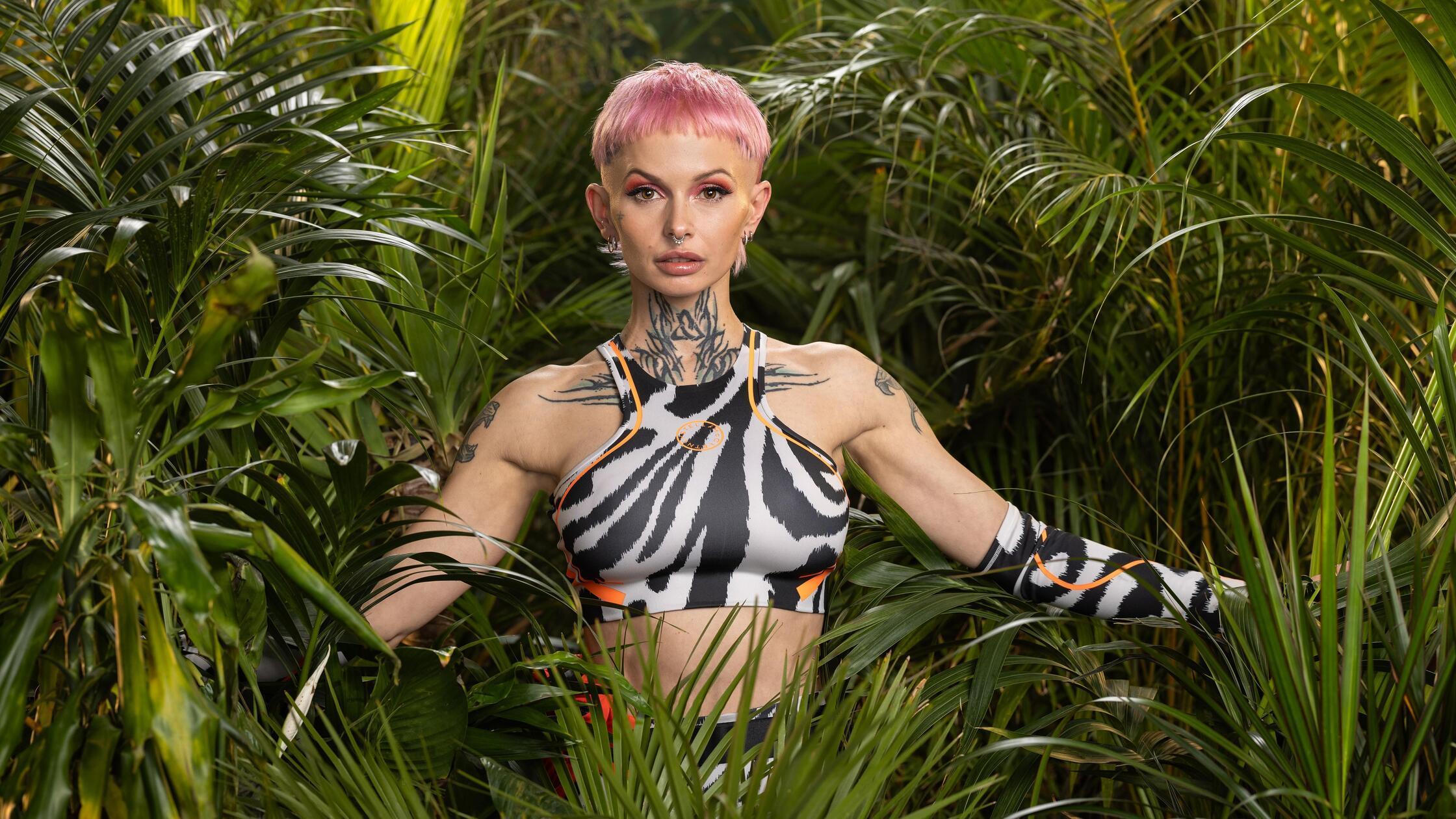 Edith Stehfest..+++ Die Verwendung des sendungsbez