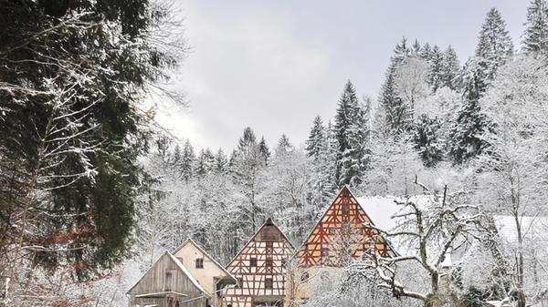 Die Grießmühle präsentiert sich im Winterkleid.