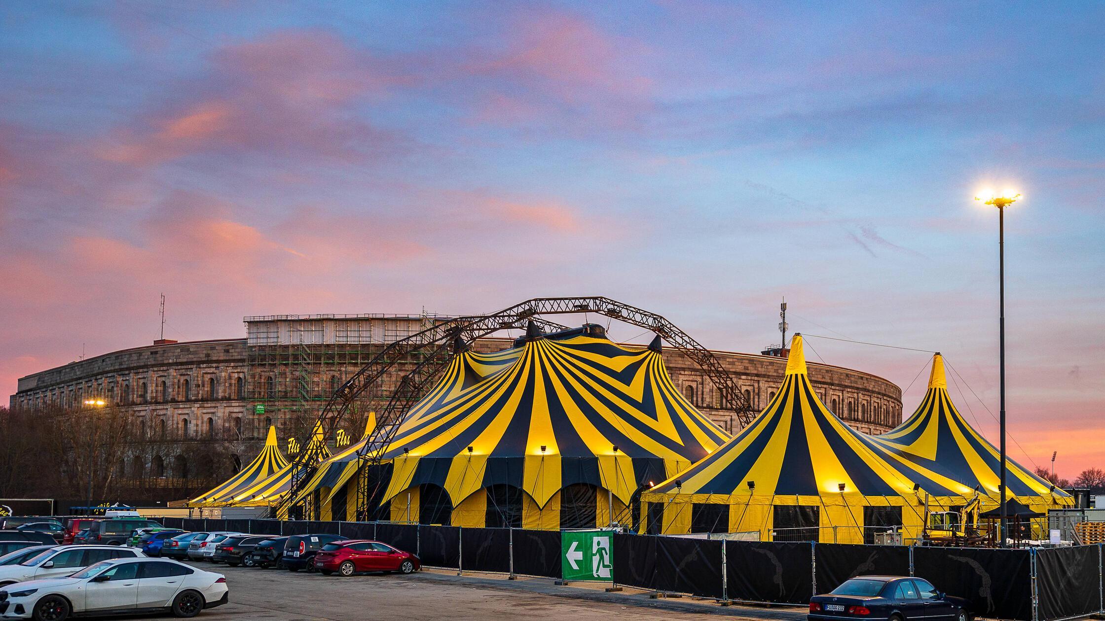 Zirkus Flic Flac auf Volksfestplatz, Nürnberg 01.0