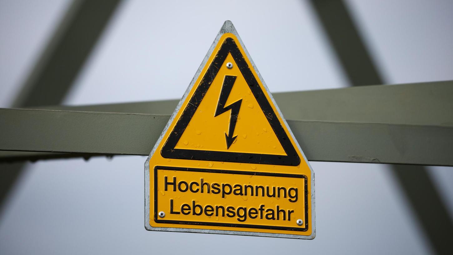 In einem Stadtgebiet in Neumarkt ist am Mittwochabend, 8. Januar, zwischenzeitlich der Strom ausgefallen. (Symbolbild) In einem Stadtgebiet in Neumarkt ist am Mittwochabend, 8. Januar, zwischenzeitlich der Strom ausgefallen. (Symbolbild)