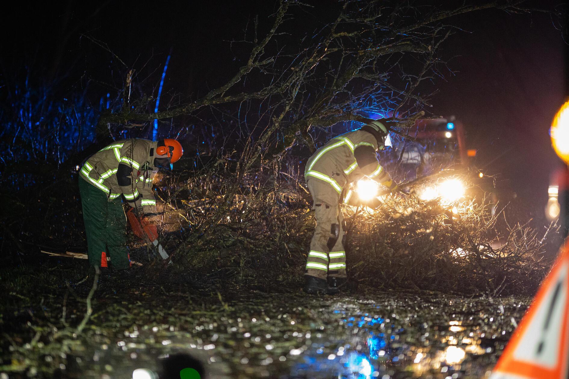 Die Feuerwehr hatte am Donnerstagabend im Landkreis Fürth einiges zu tun.