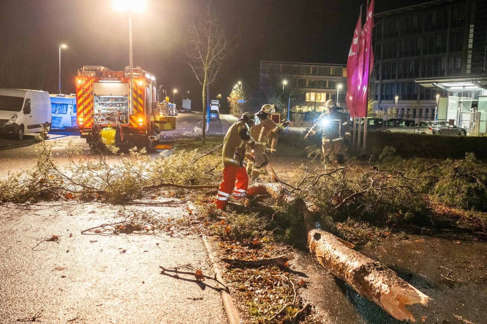 Der Sturm, der am Donnerstagabend über Bayern fegte, hat auch vor der Region nicht Halt gemacht.
