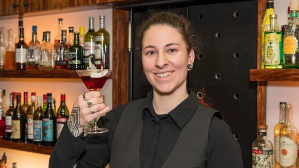 Der Toy-Cocktail 2026 steht fest - mixen Sie ihn heute schon nach! Der Toy-Cocktail 2026 steht fest - mixen Sie ihn heute schon nach!
