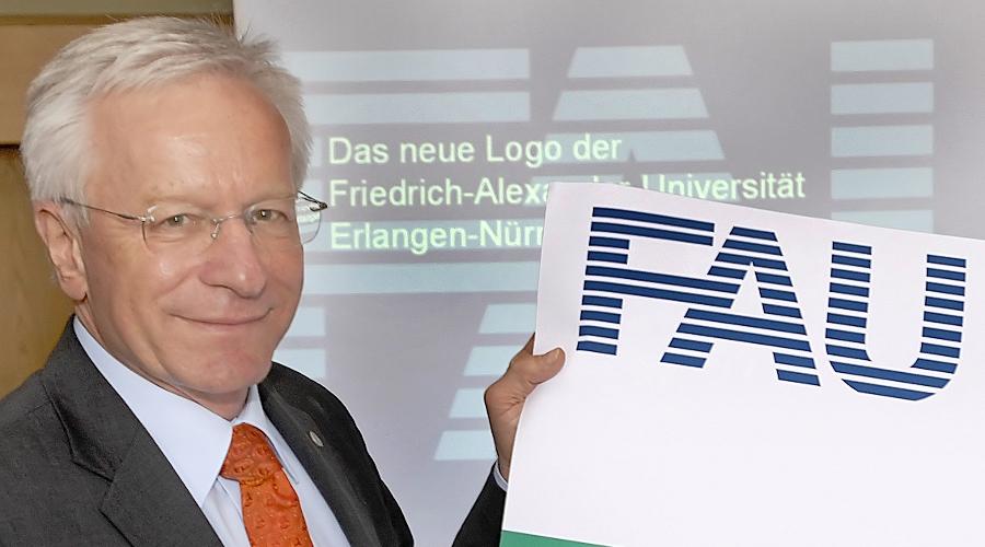 „Die Helmholtzfreie Zone Nordbayern ist mit dieser Entscheidung endlich Geschichte“, erklärt FAU-Präsident Prof. Dr. Karl-Dieter Grüske.