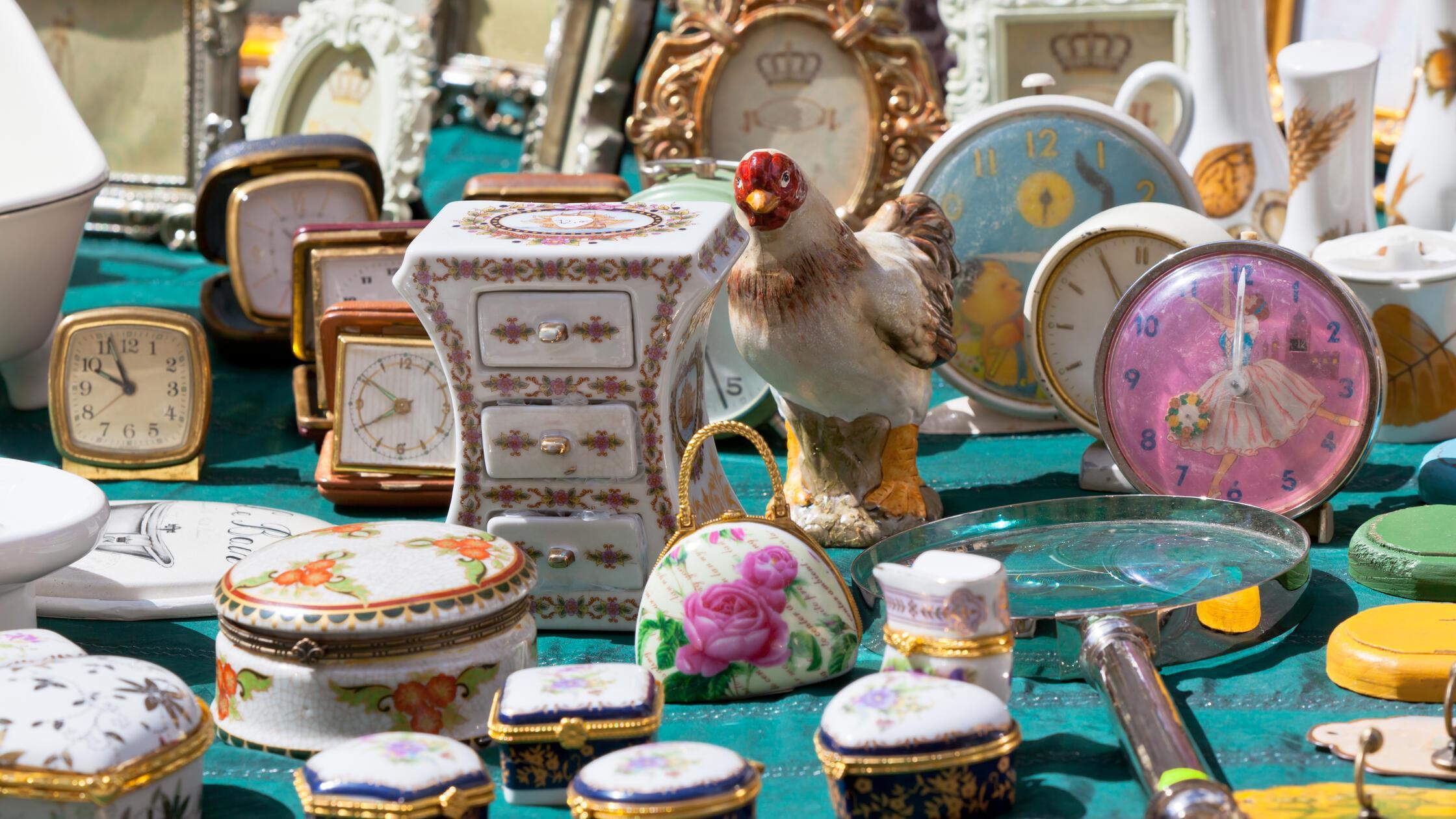 Porcelain at a flea market