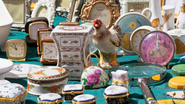Porcelain at a flea market