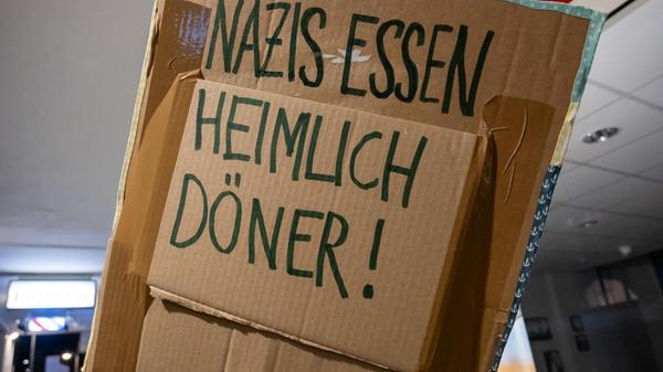 Die Versammlung in Nürnberg reiht sich in eine Serie von Protesten ein, die bundesweit nach der Abstimmung über den Migrationsantrag stattgefunden haben.