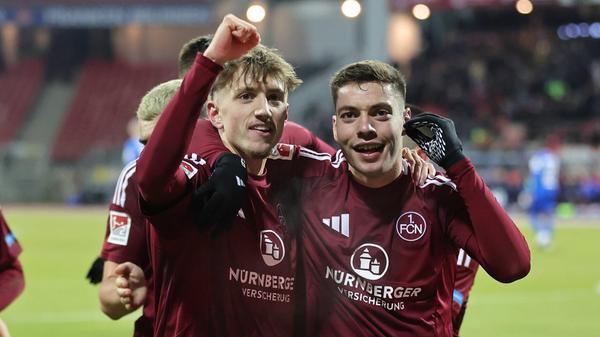 Doch der eingewechselte Drexler schießt sein Debüt-Tor und beschert dem Club damit eine sehr späte Führung.