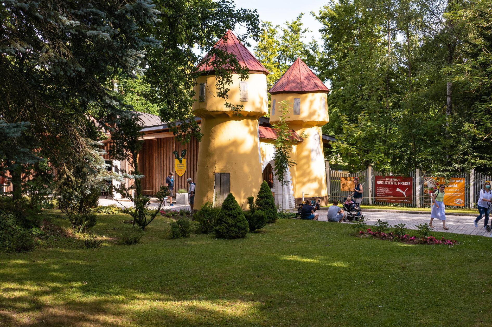 Adrenalin, Action und Show bekommen Geburtstagskinder bis 11 Jahre kostenlos im Erlebnispark Schloss Thurn - bitte den Ausweis mitbringen!