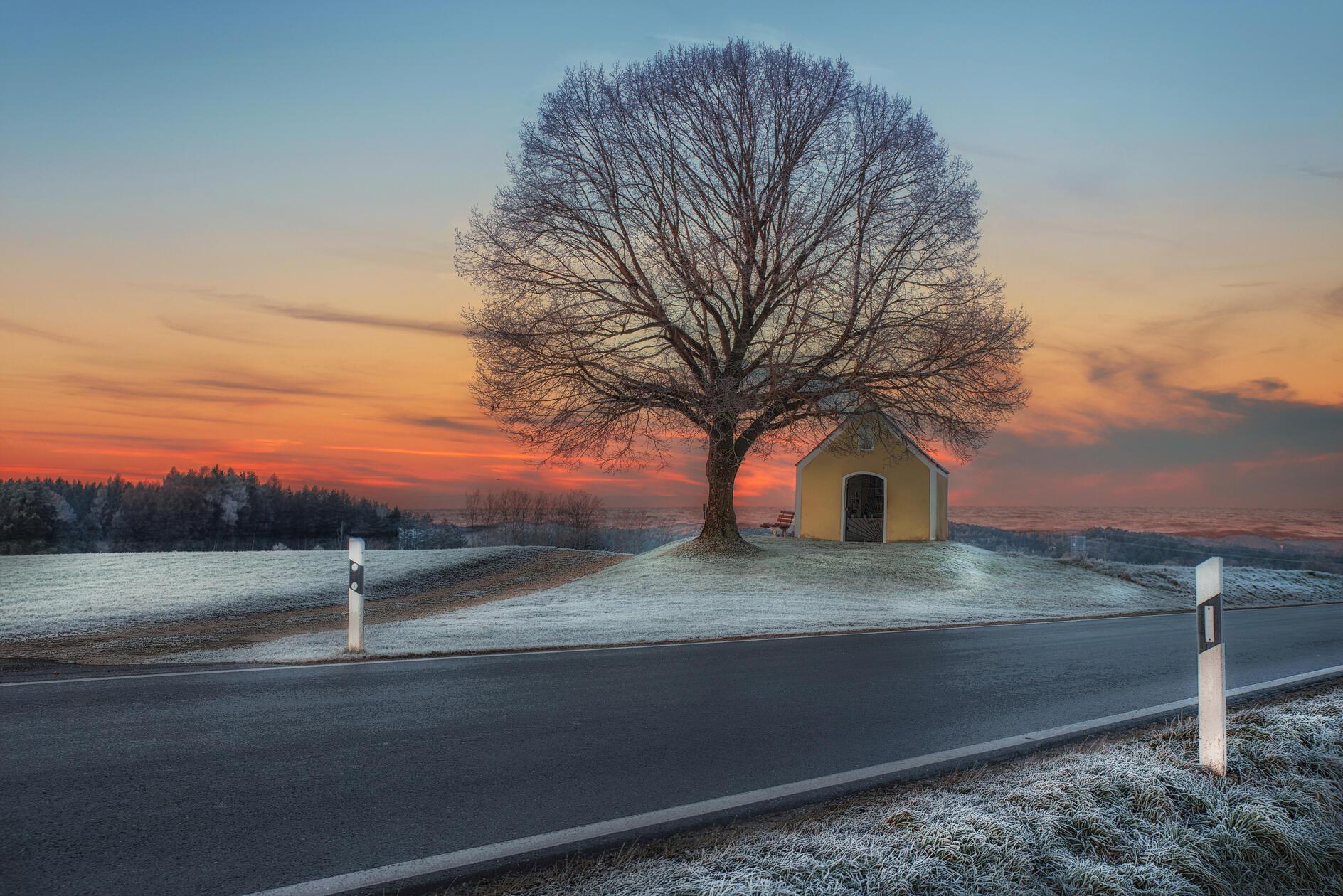 Die Maulkapelle zwischen Neuhaus und Krottensee im schönsten Licht.