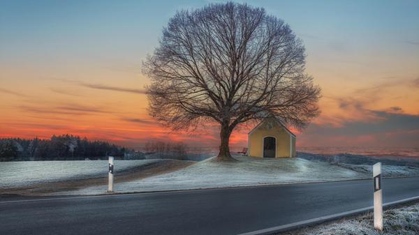 Die Maulkapelle zwischen Neuhaus und Krottensee im schönsten Licht.