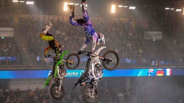 In der "Night of Freestyle" treffen junge Talente in den Bereichen Freestyle Motocross, Mountainbike, BMX, Snowmobile, Quads und Scooter in der Arena Nürnberger Versicherung aufeinander. Wie sich unter anderem der deutsche Star Maximus Wielopolski und Wiktor Samojlik schlagen, können Interessierte am Samstag, 8. Februar, erleben. Tickets für die Shows gibt es jeweils ab 13 Uhr und 19 Uhr ab rund 70 Euro.