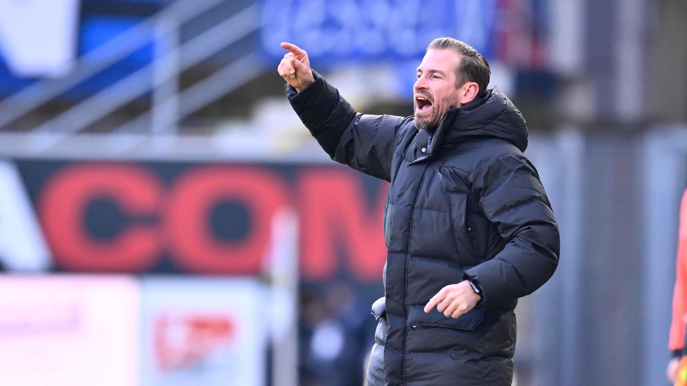 Live! HorrorStart Kleeblatt liegt direkt gegen den Jahn daheim hinten