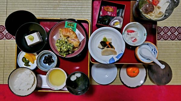 Dieses vegetarische Menü servieren die Mönche in Koyasan.