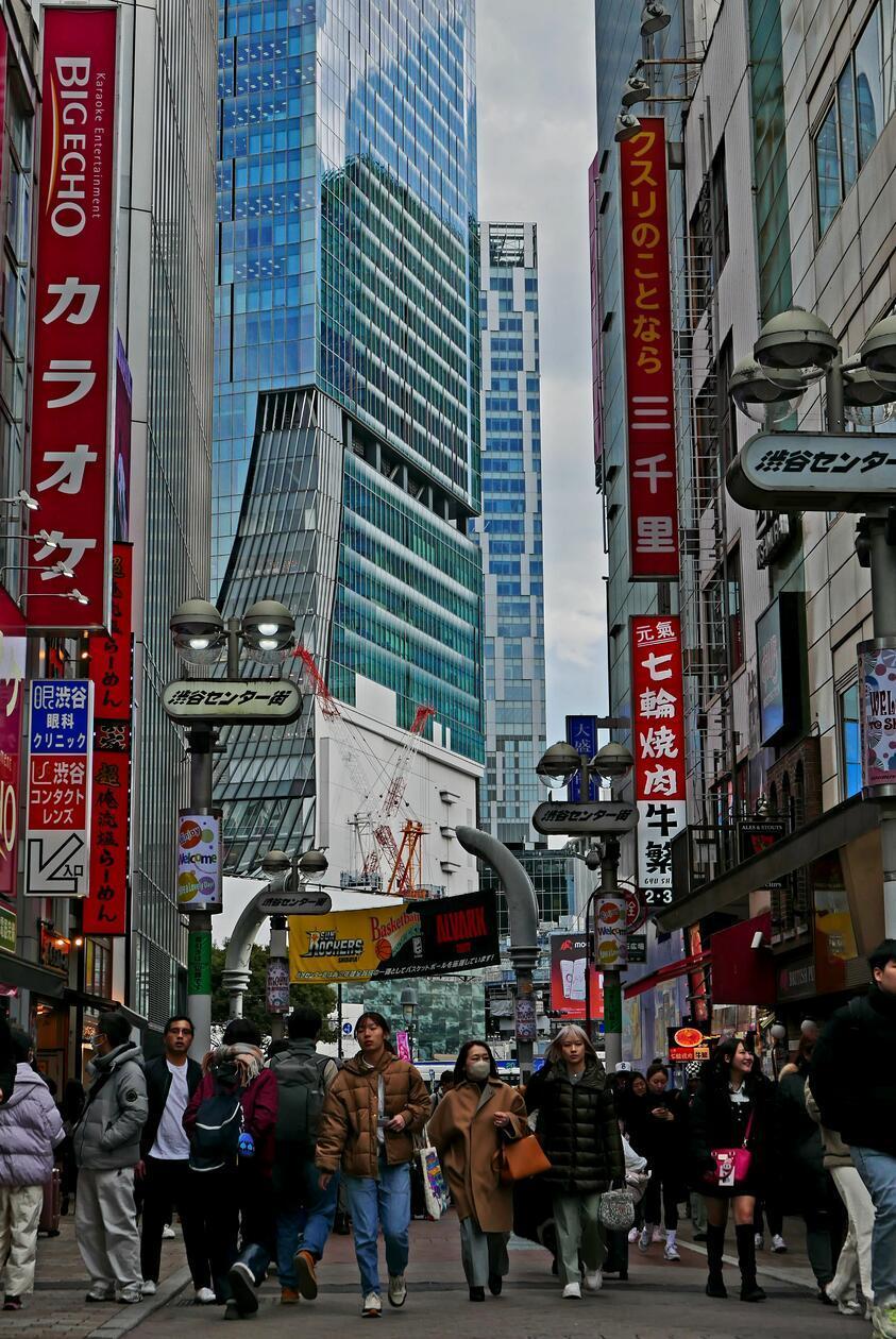 In Tokio explodiert das Leben.