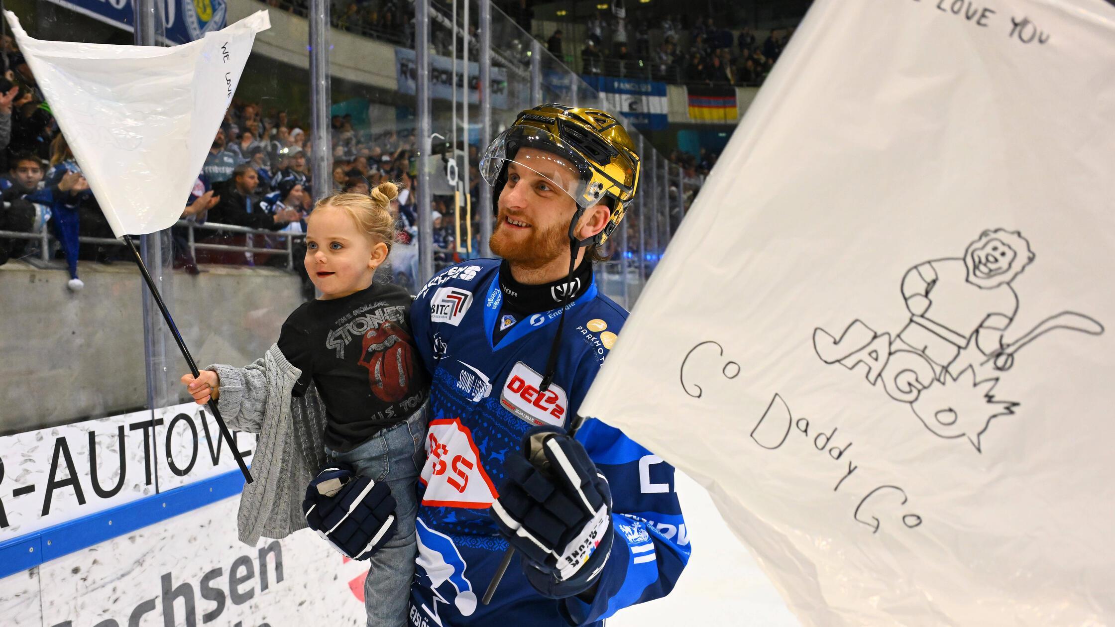 Eishockey-Profi Dane Fox erleidet Schnittwunde: Drama um Ex-Ice-Tiger ...