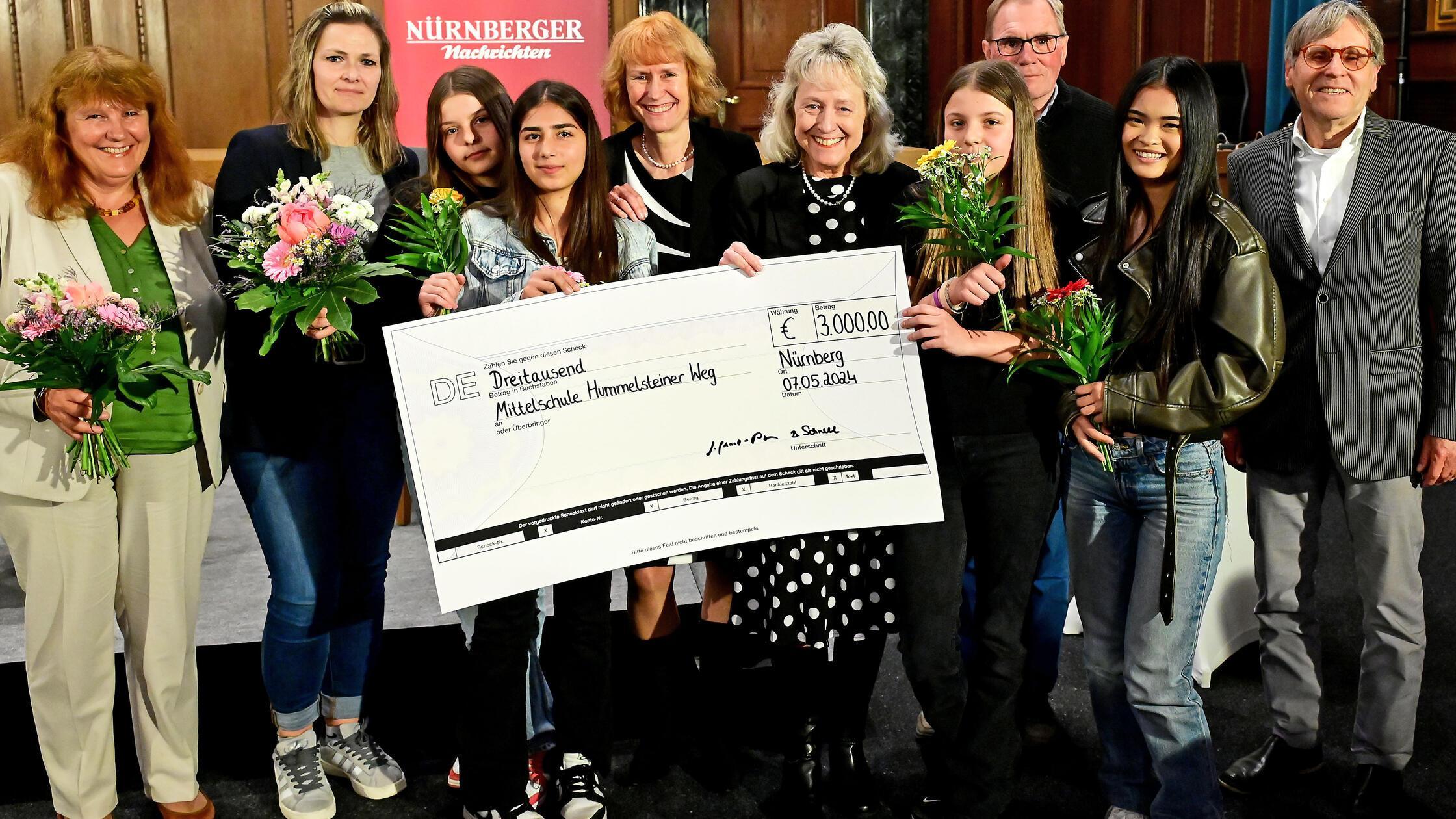 NN-Demokratiepreis geht in zweite Runde: Sie können sich bewerben oder ...