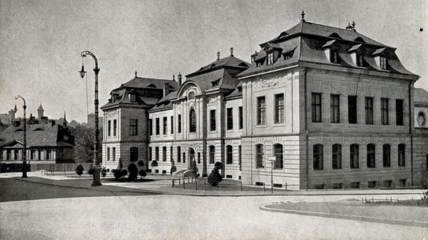 Gewerbemuseumsplatz 1_1909